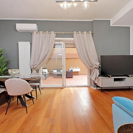 New With Balcony - 150m Metro A * Roma