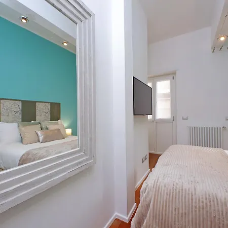 New With Balcony - 150m Metro A *