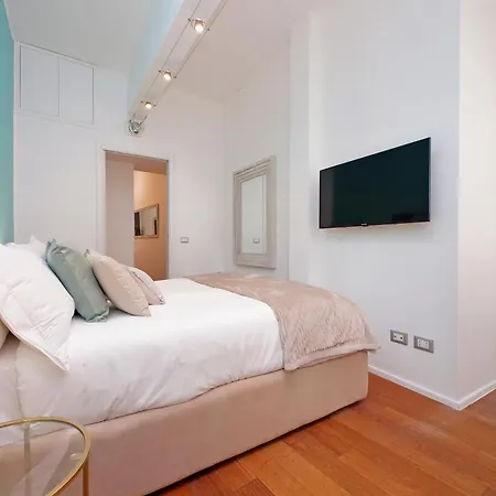 New With Balcony - 150m Metro A * Roma